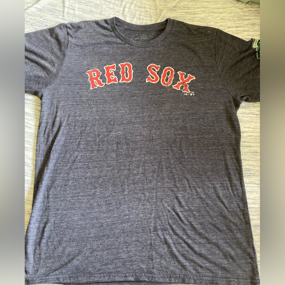 Majestic threads Boston Red Sox shirt